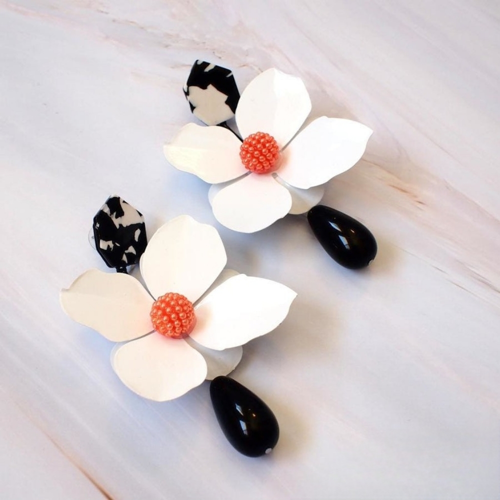 GORGEOUS BOHO!! White/ black with a splash of orange burst! EARRINGS!